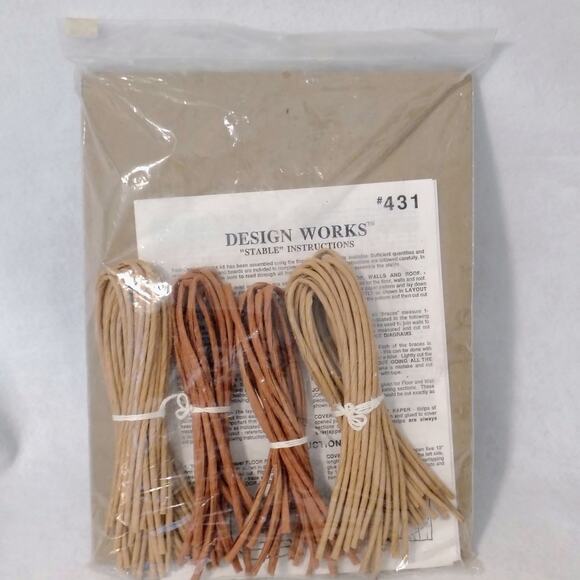 Design Works Paper Nativity Twist Craft Kit Stable #431 NEW NOS Vintage - Picture 4 of 4